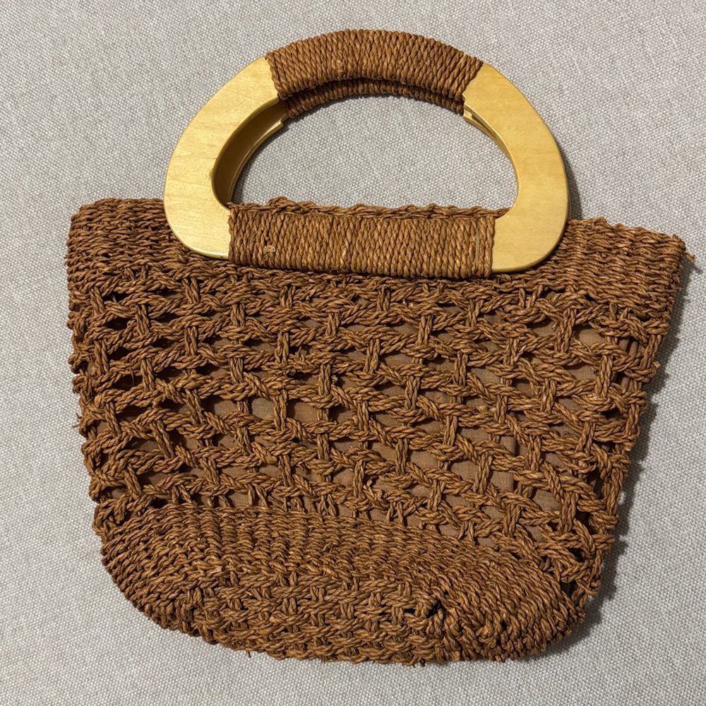 White Stag Straw Bag-Rusty Brown Woven Exterior-3 Compartments-Wooden Handle-EUC - Picture 2 of 16